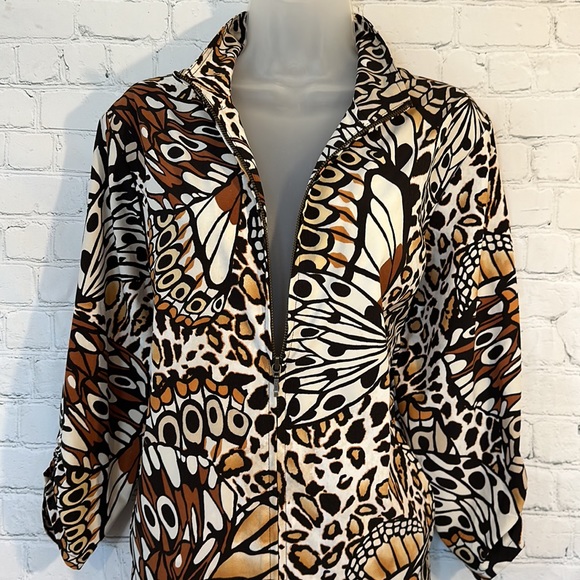 Chico’s Zenergy butterfly jacket - Picture 4 of 9